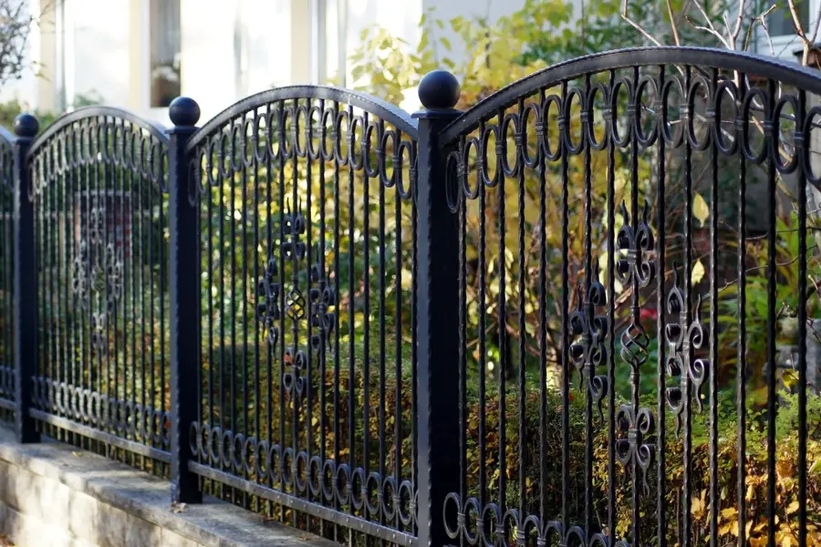Iron Fence Ideas in Memphis, TN